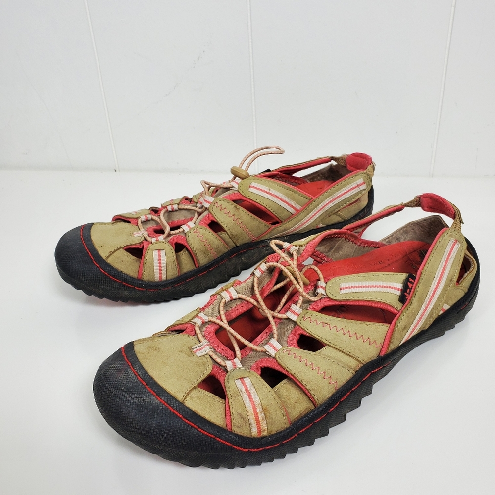 Jeep J-41 traction sole sandals